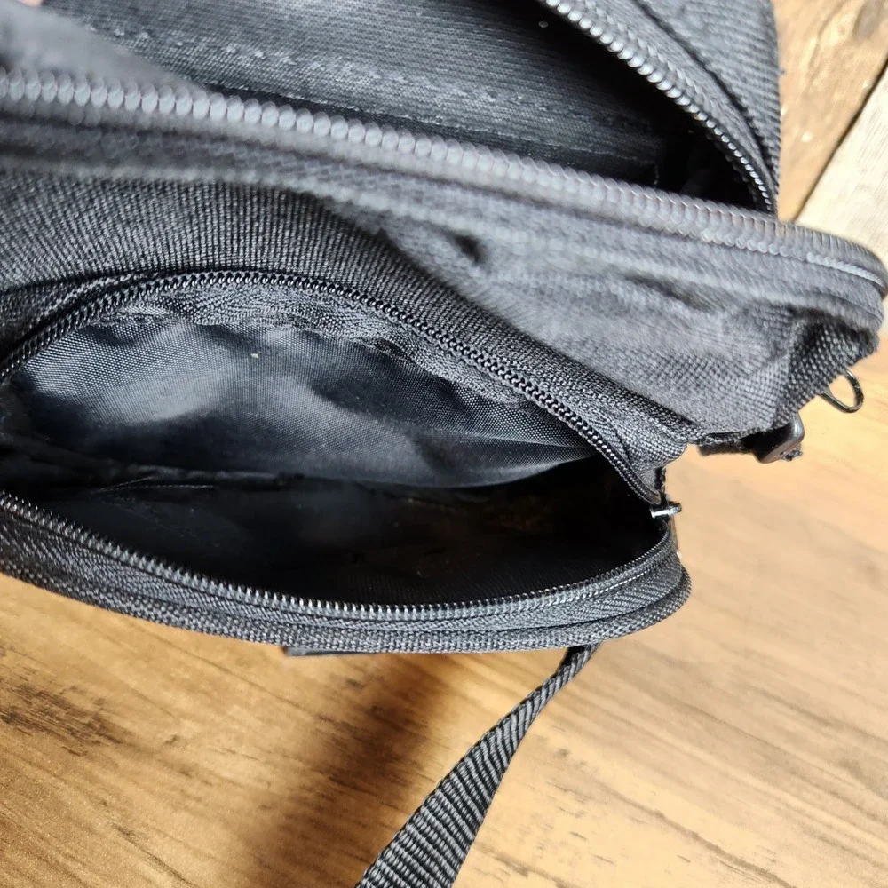 Vintage 90s Eastsport Crossbody Bag Black Small Travel Shoulder Utility Bag